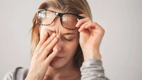 Thực hành thói quen nhỏ mỗi ngày để giữ đôi mắt khỏe mạnh và thoải mái hơn